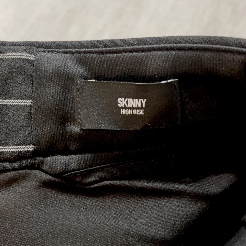 Express High Waisted Pinstripe Pant 00R - Picture 5 of 6